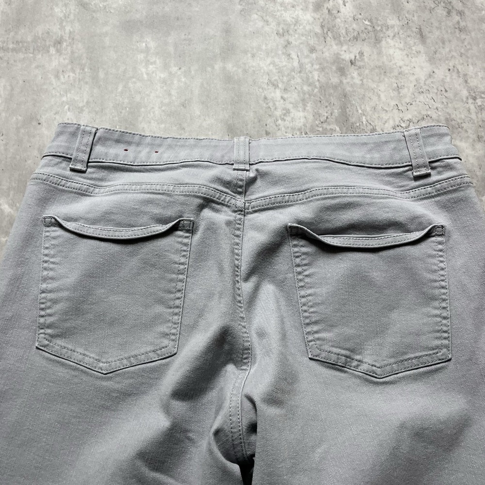 TALBOTS Women's Size 12 Simply Flattering 5 Pocket Jeans Gray Ankle Length - Picture 8 of 9